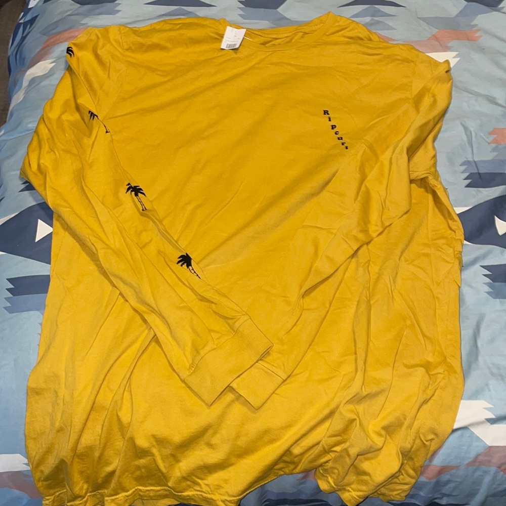 Mustard yellow long sleeve Rip Curl mens t shirt Hawaii